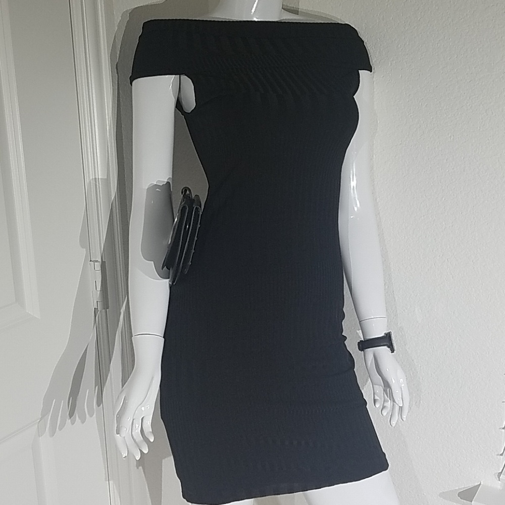 Host Pick Bcbgmaxazria Bodycon Dress - Picture 5 of 9
